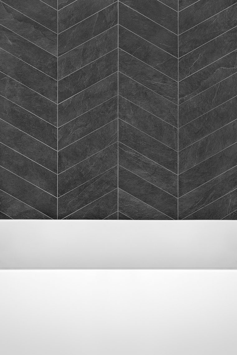 Zoe Wetherall / Interior Architecture / Black And White Bathtub