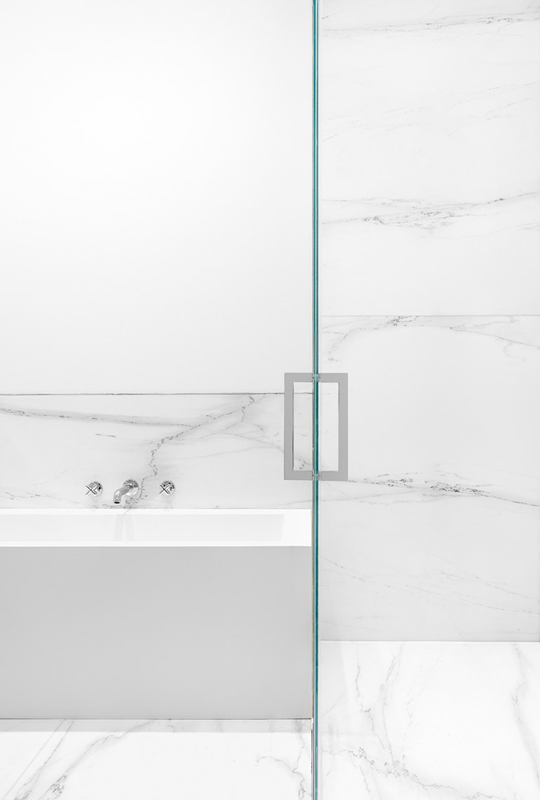 Zoe Wetherall / Interior Architecture / Bathroom Lines