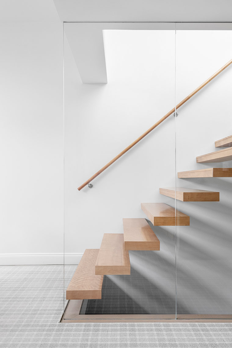 Zoe Wetherall / Interior Architecture / Minimal Stairs