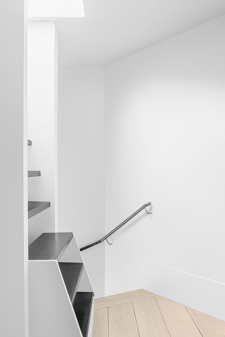 Zoe Wetherall / Interior Architecture / Side Stairway