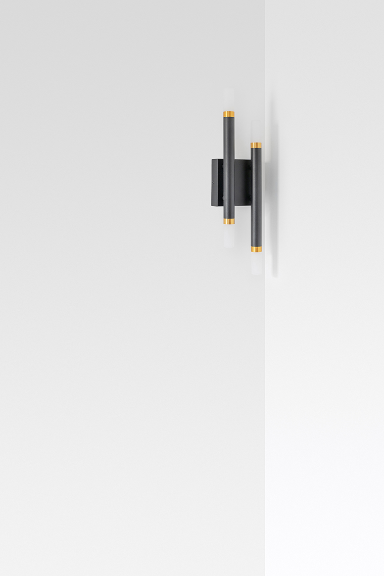 Zoe Wetherall / Interior Architecture / Modern Light Fixture