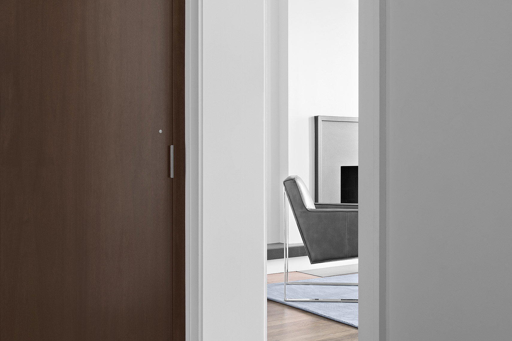 Zoe Wetherall / Interior Architecture / Living Room Doorway